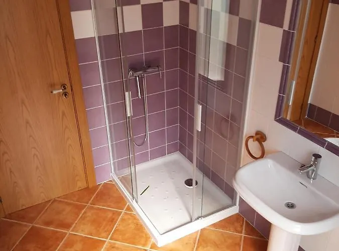 Alicia Pensionat Villafranca de Ebro